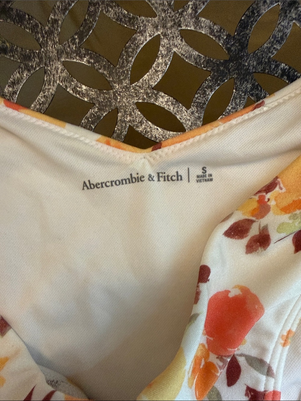✨Abercrombie & Fitch Bikini 2 Bottoms Small✨ - Picture 4 of 8